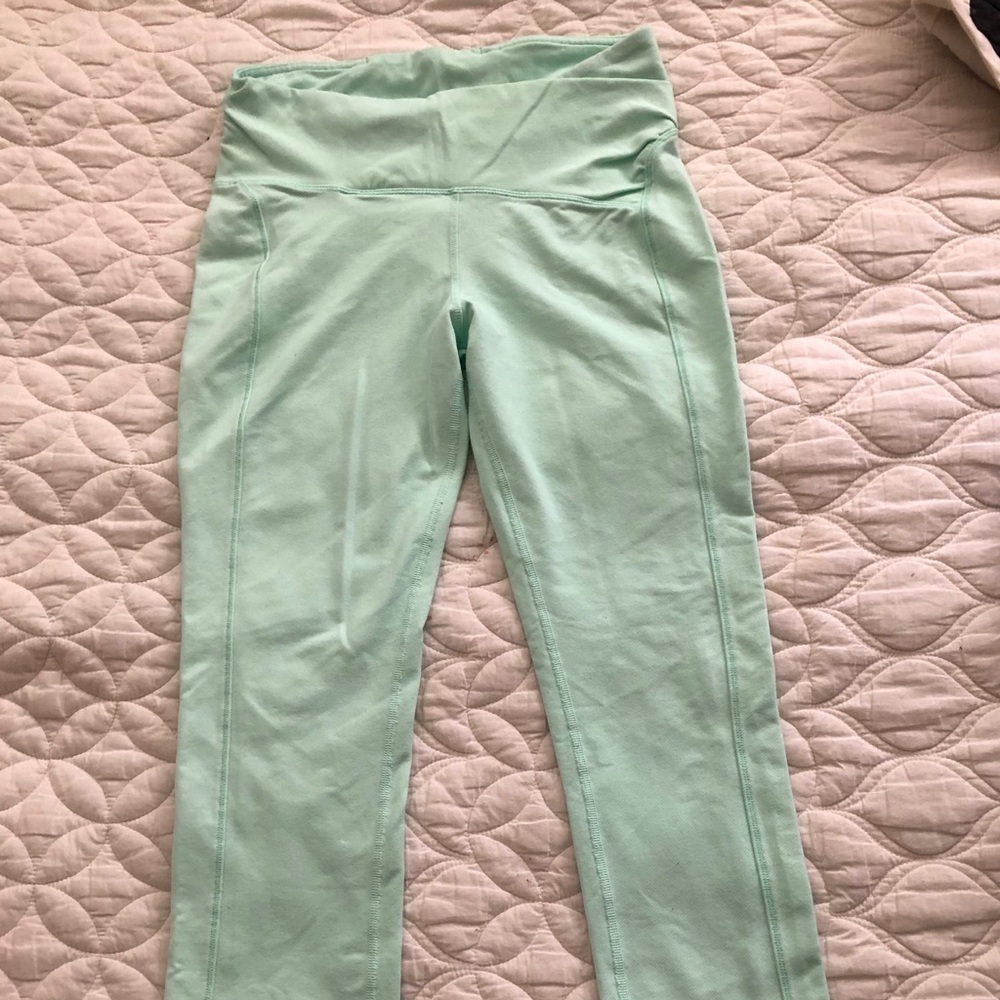 Lululemon leggings, size 6